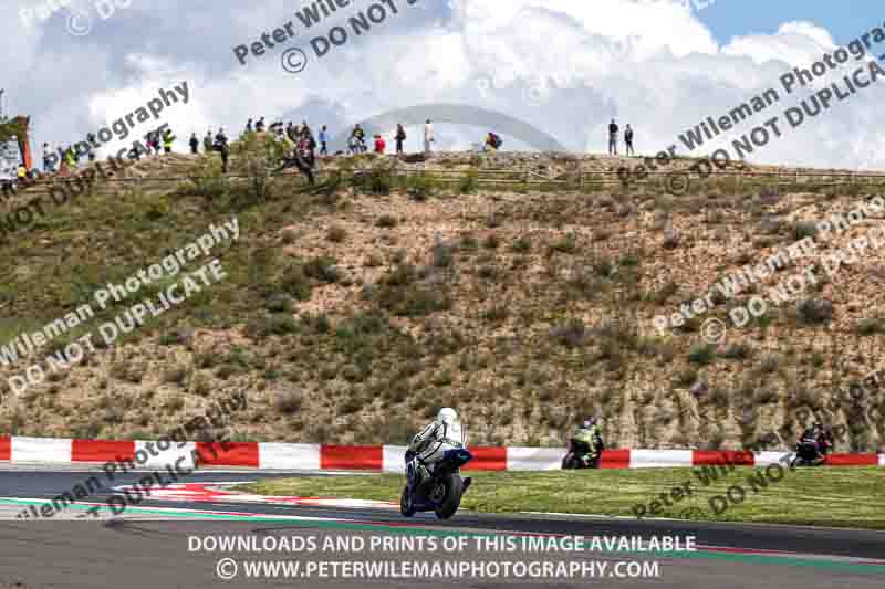 cadwell no limits trackday;cadwell park;cadwell park photographs;cadwell trackday photographs;enduro digital images;event digital images;eventdigitalimages;navarra;no limits trackdays;peter wileman photography;racing digital images;trackday digital images;trackday photos